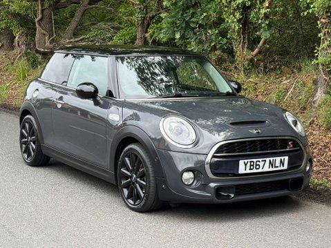 Mini Hatch 2.0 Cooper SD 3dr 14