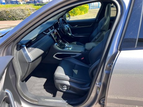 Jaguar F-Pace 2.0 D200 MHEV R-Dynamic HSE Auto AWD Euro 6 (s/s) 5dr 91