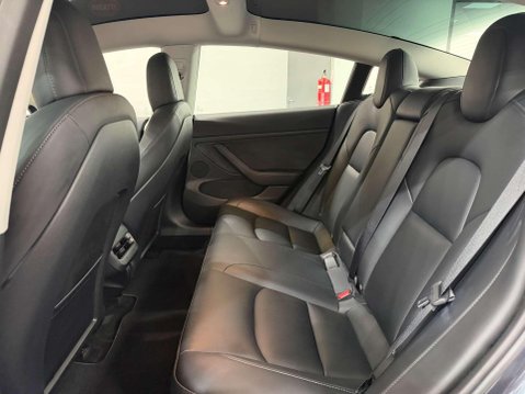 Tesla Model 3 (Dual Motor) Performance Saloon 4dr Electric Auto 4WDE (Performance Upgrade 40
