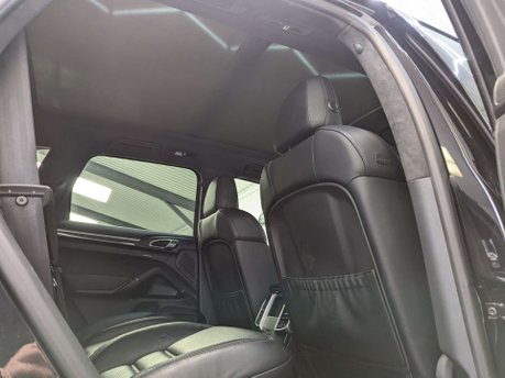 Porsche Cayenne 4.8 Cayenne V8 T Tiptronic S 4WD 5dr 55