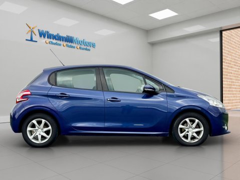 Peugeot 208 1.2 VTi Active Euro 5 5dr 3