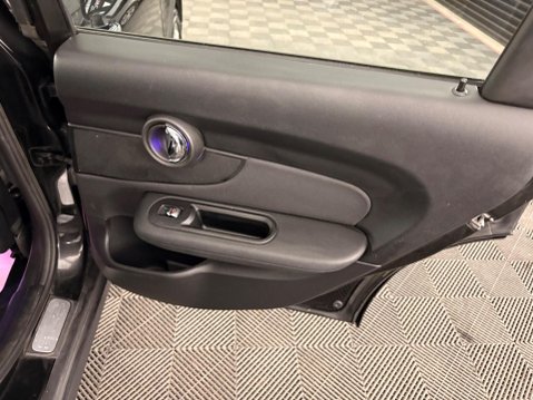 Mini Clubman 1.5 Cooper Auto Euro 6 (s/s) 6dr 24