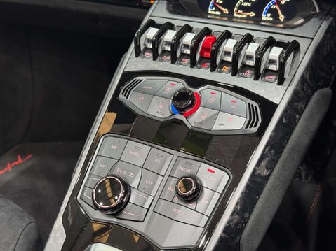 Lamborghini Huracan 5.2 V10 LP 640-4 Performante Spyder LDF 4WD Euro 6 (s/s) 2dr 92