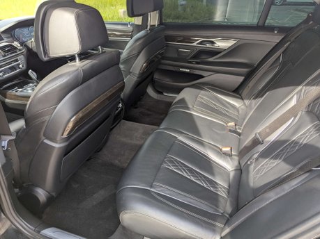 BMW 7 Series 3.0 740ld xDrive M Sport Auto 4WD 4dr 21