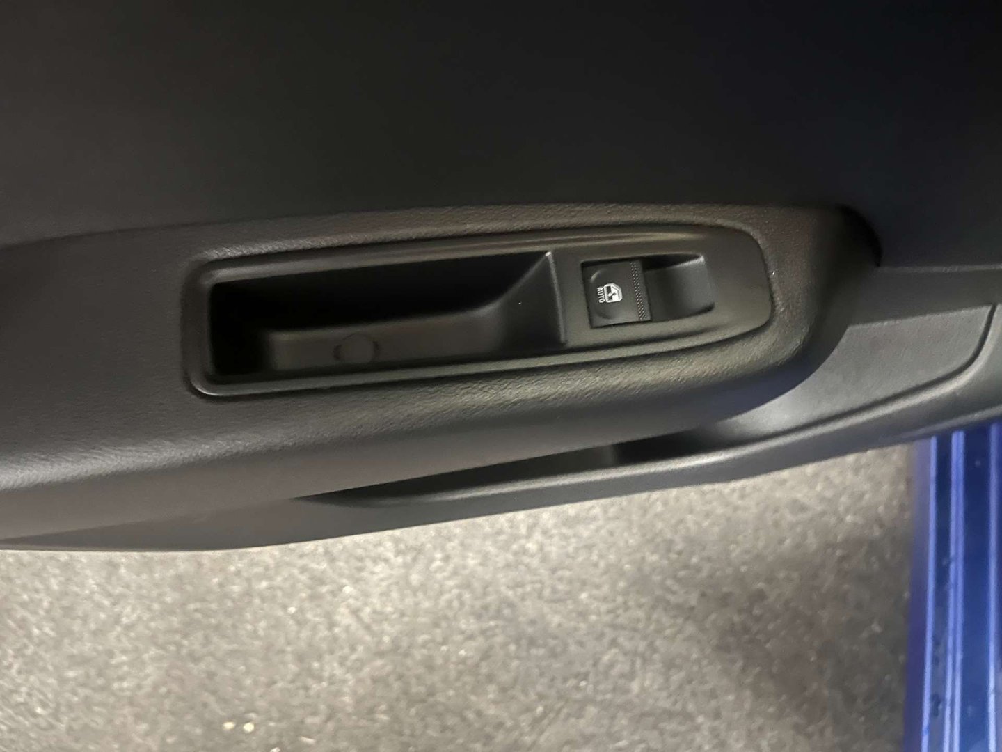 2023 Renault Clio — image 35