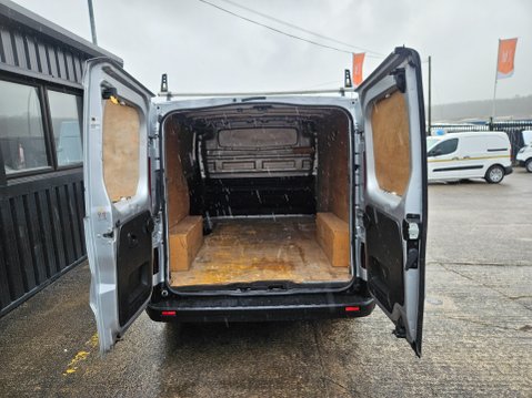 Renault Trafic SL27 SPORT NAV DCI 9