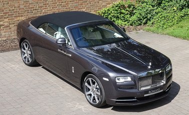 Rolls-Royce Dawn 11