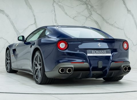 Ferrari F12 Berlinetta 7