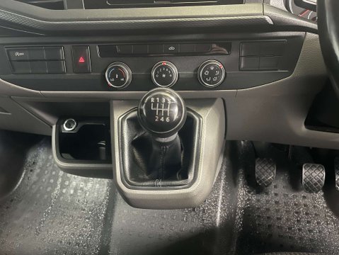 Volkswagen Transporter 2.0 Transporter T30 Startline TDI 19