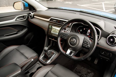 MG ZS EXCLUSIVE T-GDI