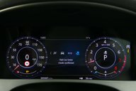 Jaguar F-Pace 2.0 F-Pace Chequered Flag AWD Auto 4WD 5dr 43