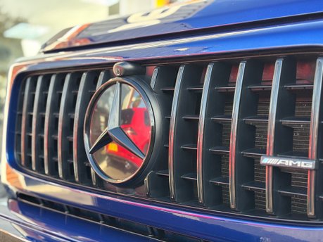 Mercedes-Benz G Series 4.0 G63 V8 BiTurbo AMG SUV 5dr Petrol SpdS+9GT 4MATIC Euro 6 (s/s) (585 ps) 8