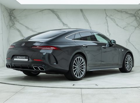 Mercedes-Benz Amg GT 63 S 4-Door 3