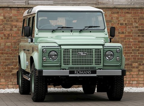 Land Rover Defender 110 Heritage Station Wagon 1