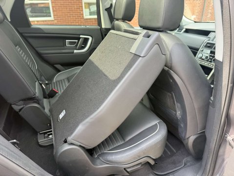 Land Rover Discovery Sport 2.0 Discovery Sport Dynamic Luxury HSE Si4 Auto 4WD 5dr 29