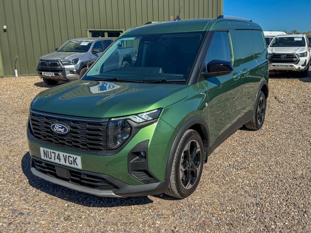 Ford Transit Courier SWB L1H1 [SOLD SM] Low Roof Active Ecoblue Air Con Alloys Nav Sensors EURO 2