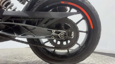 KTM Duke 2020 ONLY 10K RUNNING PROJECT BIKE SPARES OR REPAIR 125CC 14