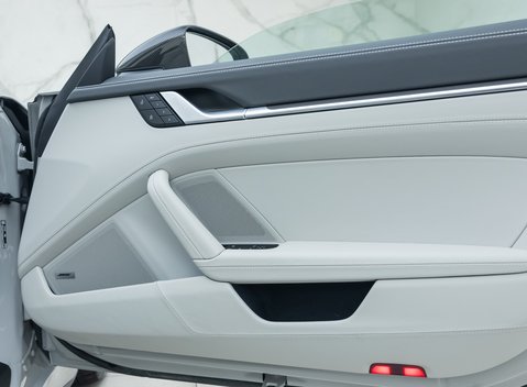 Porsche 911 Turbo S Cabriolet (992) 27