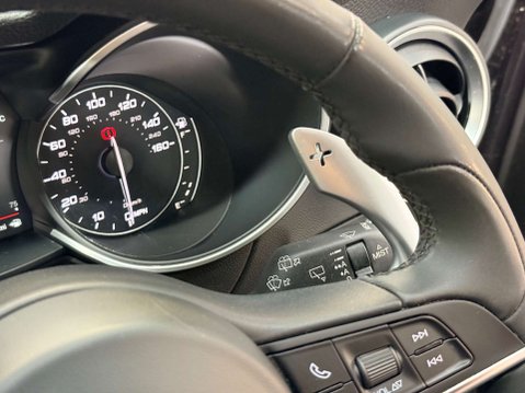 Alfa Romeo Stelvio 2.1 Stelvio Speciale TD AWD Auto 4WD 5dr 31