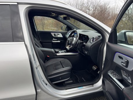 Mercedes-Benz EQA EQA 250 AMG Line Premium Plus Auto Electric PAN ROOF/MEMORY SEATS/VAT Q 6