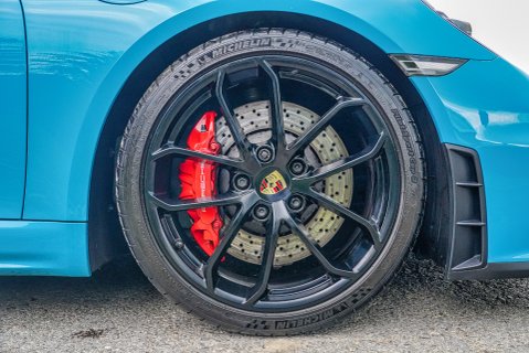 Porsche 718 SPYDER 5