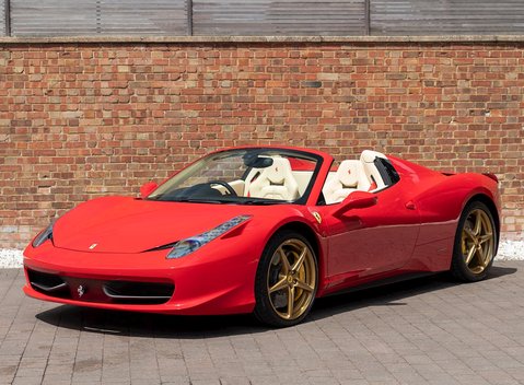 Ferrari 458 Spider 6