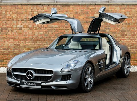 Mercedes-Benz SLS AMG 7