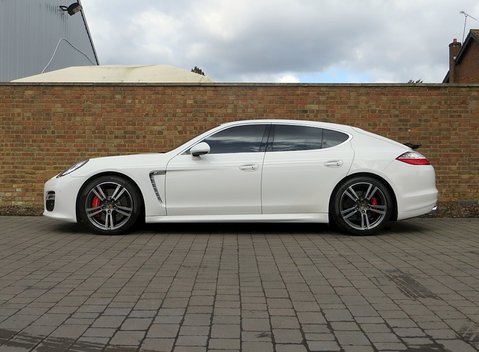 Porsche Panamera Turbo 5