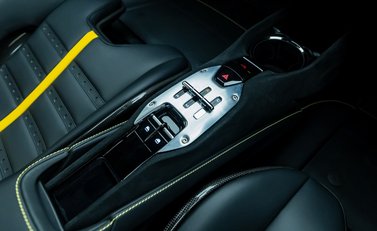 Ferrari SF90 Stradale 20