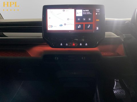 Volkswagen Id. Buzz Pro 77kWh Life MPV 5dr Electric Auto (204 ps) Air Con - Bluetooth 17