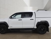 Toyota Hilux Invincible X | Auto | 2.8 LT | Double Cab | Sensors | EURO 6 | NO VAT 7