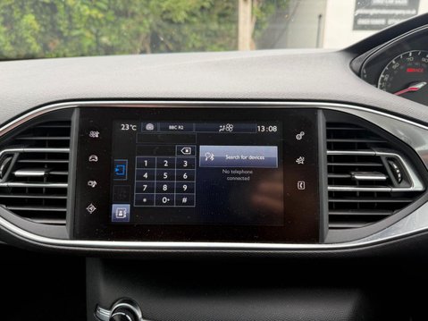 Peugeot 308 2.0 BlueHDi Allure Estate 5dr Diesel Auto Euro 6 (s/s) (150 ps) 21
