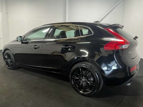 Volvo V40 1.5 V40 Inscription Edition T3 Auto 5dr 3