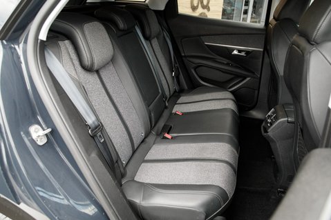 Peugeot 3008 PURETECH S/S ALLURE 37
