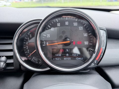 Mini Hatch 1.5 COOPER CLASSIC 18