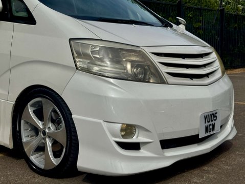 Toyota Alphard Sunroof 8 Seater 31