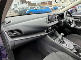 Nissan Qashqai 1.3 Qashqai Acenta Premium DiG-T MHEV 5dr 17