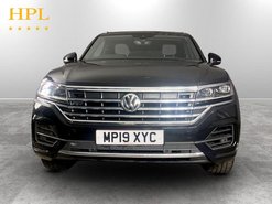 Volkswagen Touareg 3.0 TDI V6 R-Line Tech SUV 5dr Diesel Tiptronic 4Motion Euro 6 (s/s) (286 p