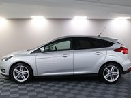 Ford Focus TITANIUM 18
