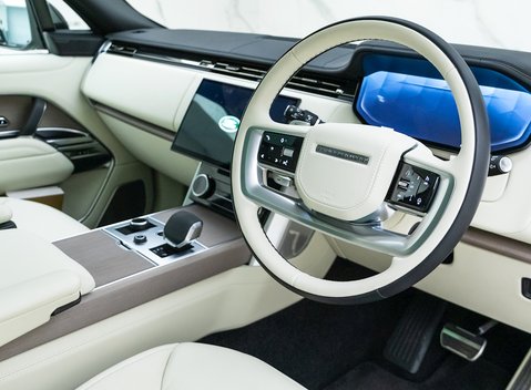 Land Rover Range Rover P530 First Edition 9