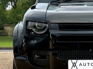 Land Rover Defender V8 16