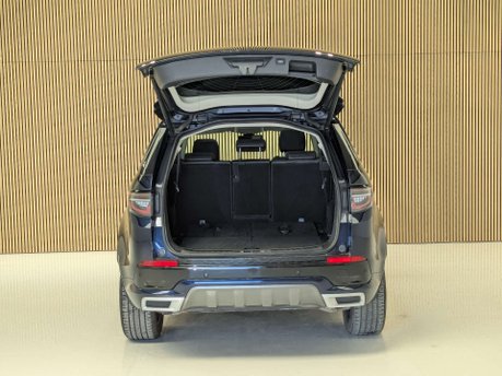 Land Rover Discovery Sport 2.0 Discovery Sport R-Dynamic HSE Auto 4WD 5dr 22