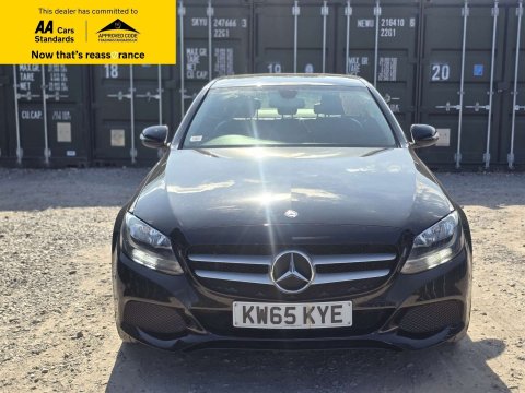 2016 Mercedes-Benz C-Class thumbnail 3