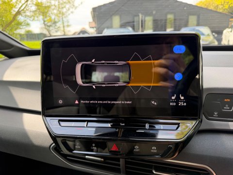 Volkswagen ID.3 Pro Performance 58kWh Life Auto 5dr 33