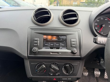 SEAT Ibiza SOL 17
