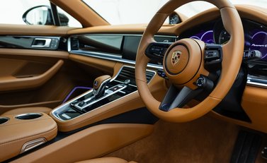 Porsche Panamera 4S E-Hybrid 10
