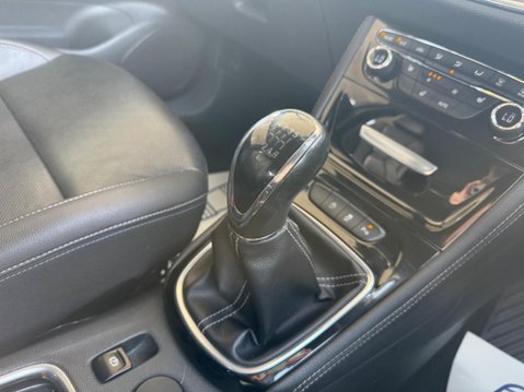 Vauxhall Astra 1.6 CDTi BiTurbo Elite Nav Euro 6 (s/s) 5dr 23