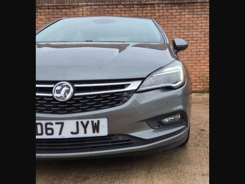 Vauxhall Astra 1.4 Astra SRi T 5dr 4