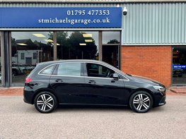 Mercedes-Benz B Class 1.3 B 200 Sport Auto 5dr 10