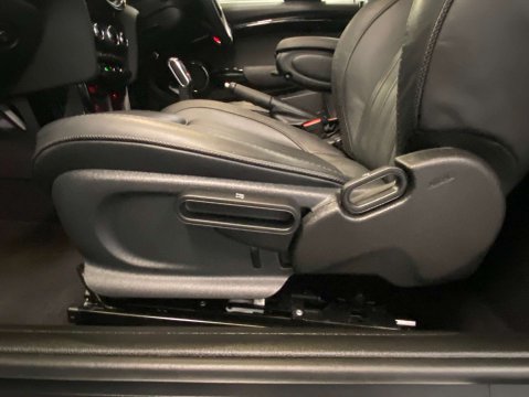 Mini Convertible 1.5 Cooper Exclusive Auto 2dr 35